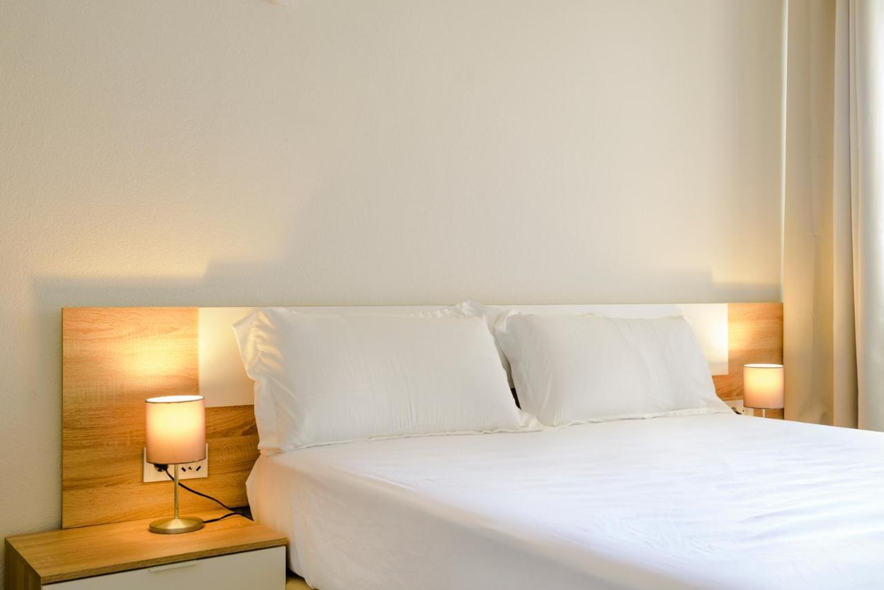 Estepona Marina With Sea Views, Pool And Parking מראה חיצוני תמונה